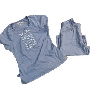 Grays Anatomy Scrub by BRACO Top Size S and Scrub bottom Size XS -blue gray